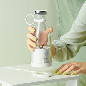 The Z1 Fresh Juice Blender - Portable